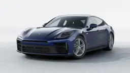 بورشه باناميرا S E-Hybrid باللون الأزرق الداكن أغلى سيارة من Porsche في مصر