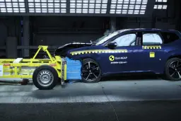 BMW iX3 في اختبار تصادم أمامي مع حاجز متحرك ضمن اختبارات يورو NCAP
