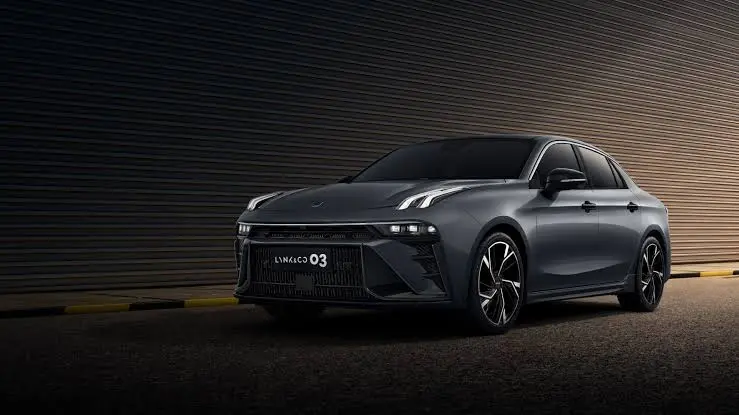 سعر ومواصفات Lynk & Co 03 في مصر