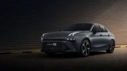 سعر ومواصفات Lynk & Co 03 في مصر