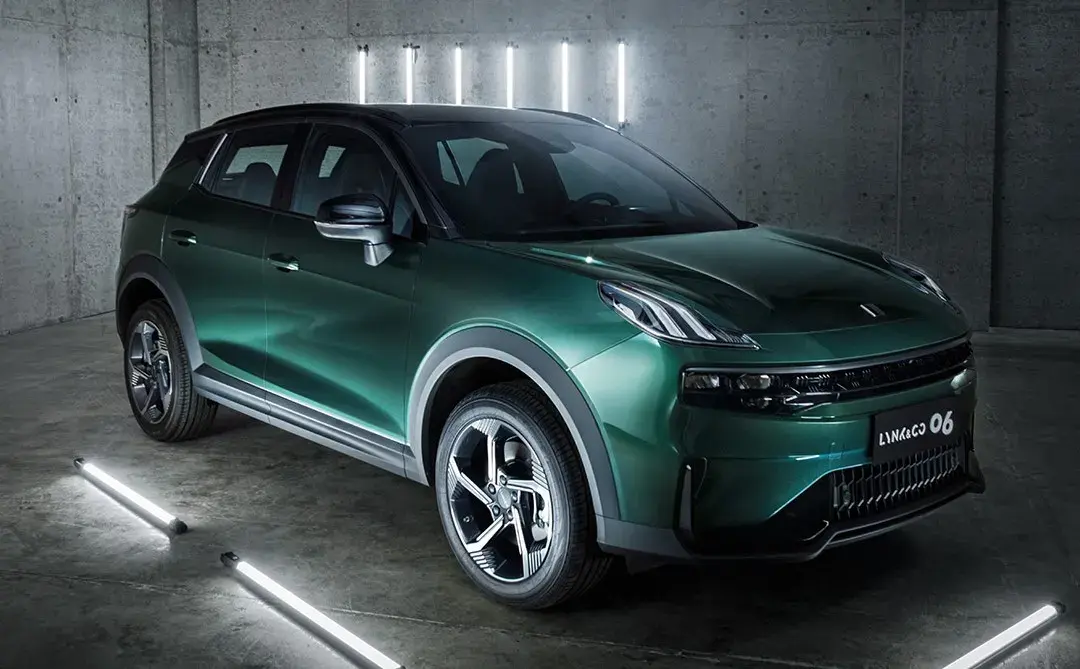 Lynk & Co 06