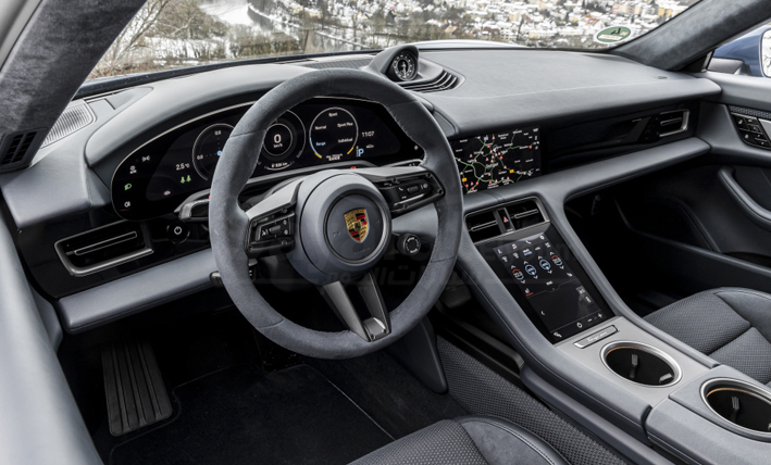 بورشه تايكان