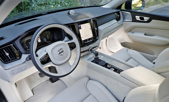 فولفو XC60 موديل 2021