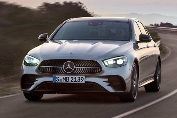 سيارة مرسيدس