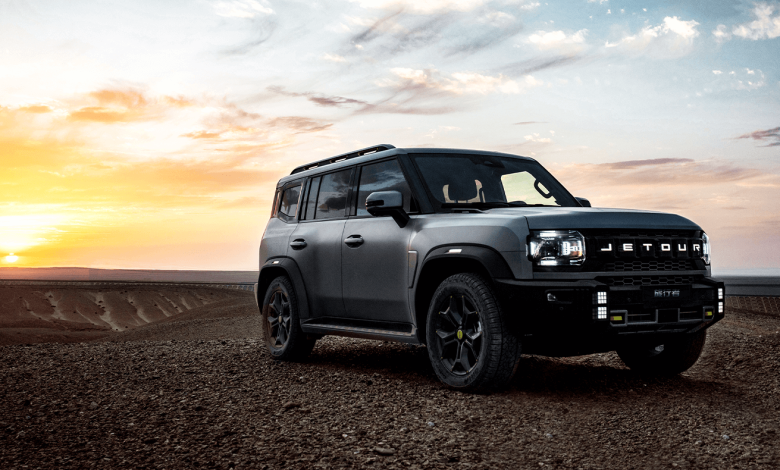 سيارة جيتور T2