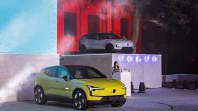 أسعار السيارات الكهربائية في مصر فولفو EX30 عز العرب