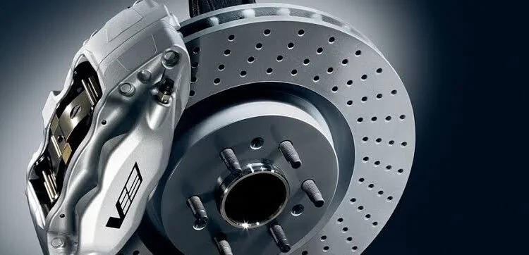 فحص مكابح السيارة