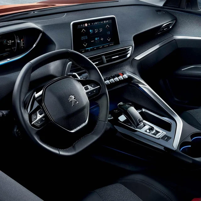 ما هي مميزات وعيوب بيجو 3008 الجديدة 2025؟