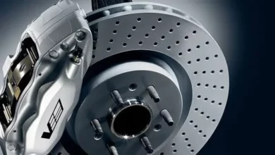 تأثير زيت الفرامل على إطارات السيارة: كيفية الحفاظ على الأداء والسلامة