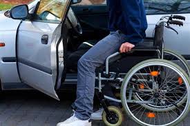 هل يمكن للأشخاص ذوي الإعاقة استيراد سيارات من المناطق الحرة؟