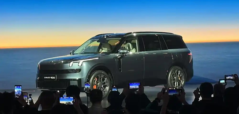 لينك آند كو 900