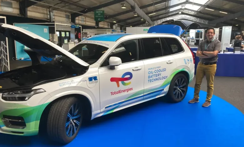 تبريد بطاريات السيارات الكهربائية بالغمر