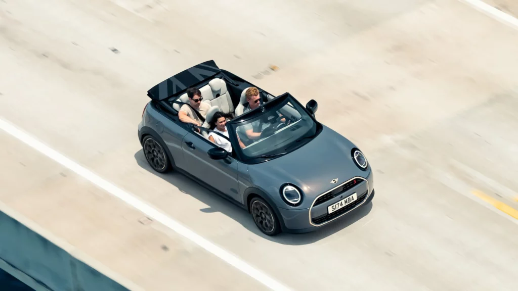 MINI تطلق Cooper Convertible الجديدة كليًّا في السوق المصرية لعام 2026