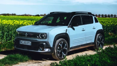 رينو 4 الكهربائية أفضل سيارة كهربائية لعام 2025