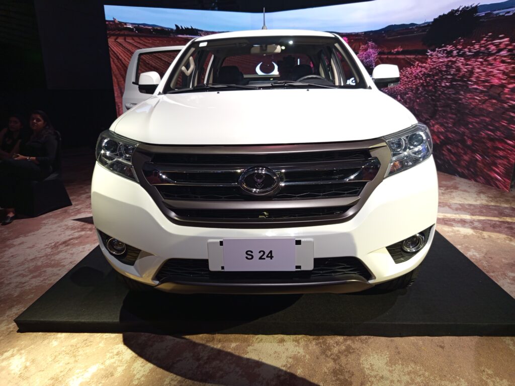 ساندستورم S24 أرخص سيارة بيك أب دوبل كابينة في مصر