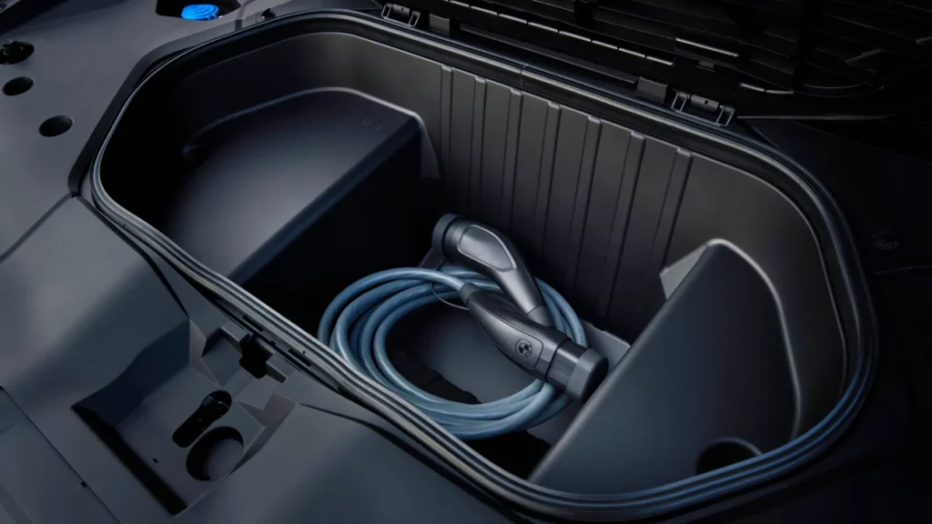 الكشف عن سيارة BMW iX3 الكهربائية بالكامل.. أول طراز من فئة Neue Klasse