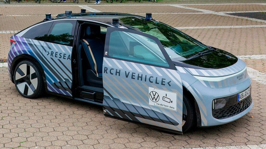 Gen.Urban.. سيارة ذاتية القيادة من فولكس فاجن تنافس تسلا Cybercab