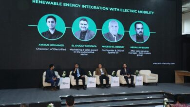 "دمج الطاقة المتجددة مع التنقل الكهربائي ".. خارطة طريق نحو مستقبل مستدام للنقل في مصر