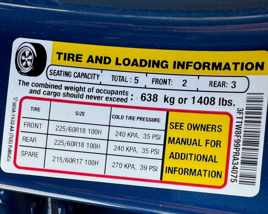 فحص ضغط الإطارات وهي باردة