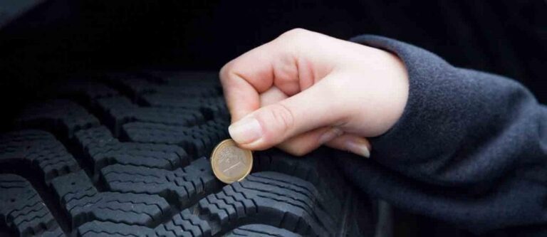 قياس عمق نقشة الكاوتش شيري