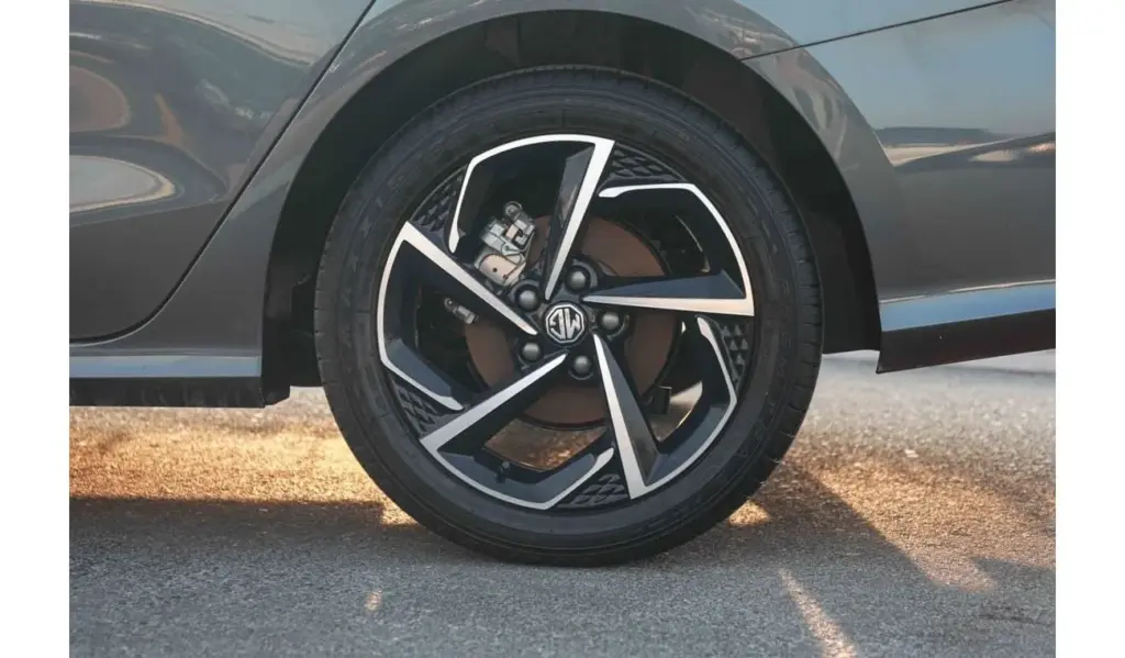 ضغط إطارات MG الصحيح