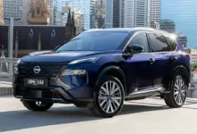 نيسان إكس تريل تحصل على تحديثات منتصف العمر مع محرك ميلد هايبرد