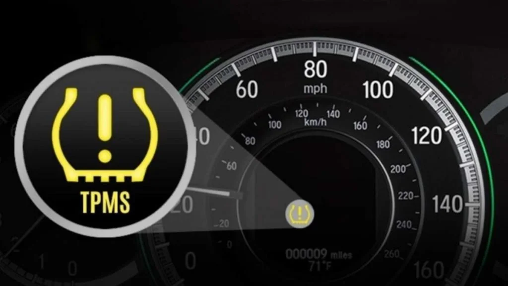 فحص ضغط الإطارات يدويًا مع TPMS