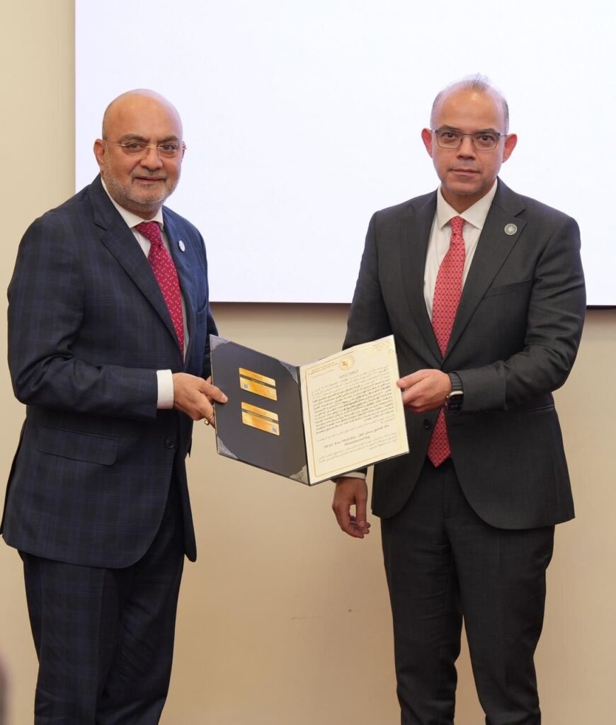 منح الرخصة الذهبية لمصنع ماك لوسائل النقل 