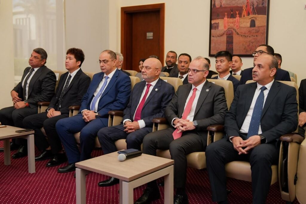 منح الرخصة الذهبية لمصنع ماك لوسائل النقل 