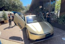 سيارة تسلا سايبر كاب