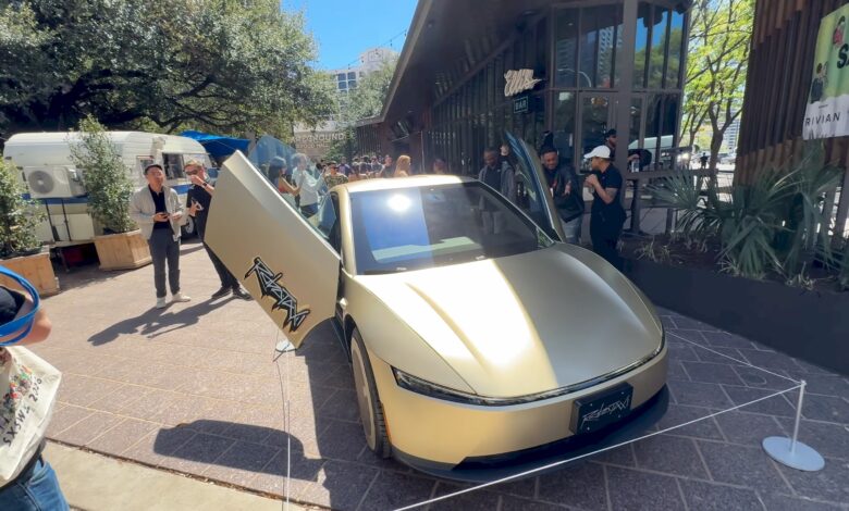 سيارة تسلا سايبر كاب