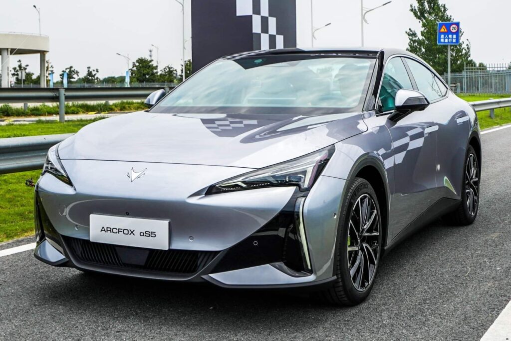 ARCFOX Alpha S5