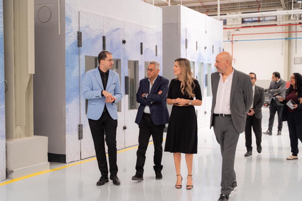 SNA تُدشن مركزًا جديدًا لإصلاح السيارات يعتمد على روبوتات مدعومة بالذكاء الاصطناعي