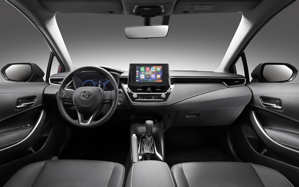 MG 7 vs Toyota Corolla