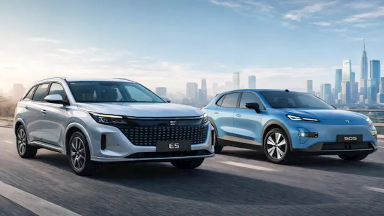 أرخص سيارة REEV في مصر