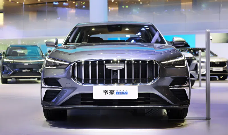 جيلي Emgrand i-HEV