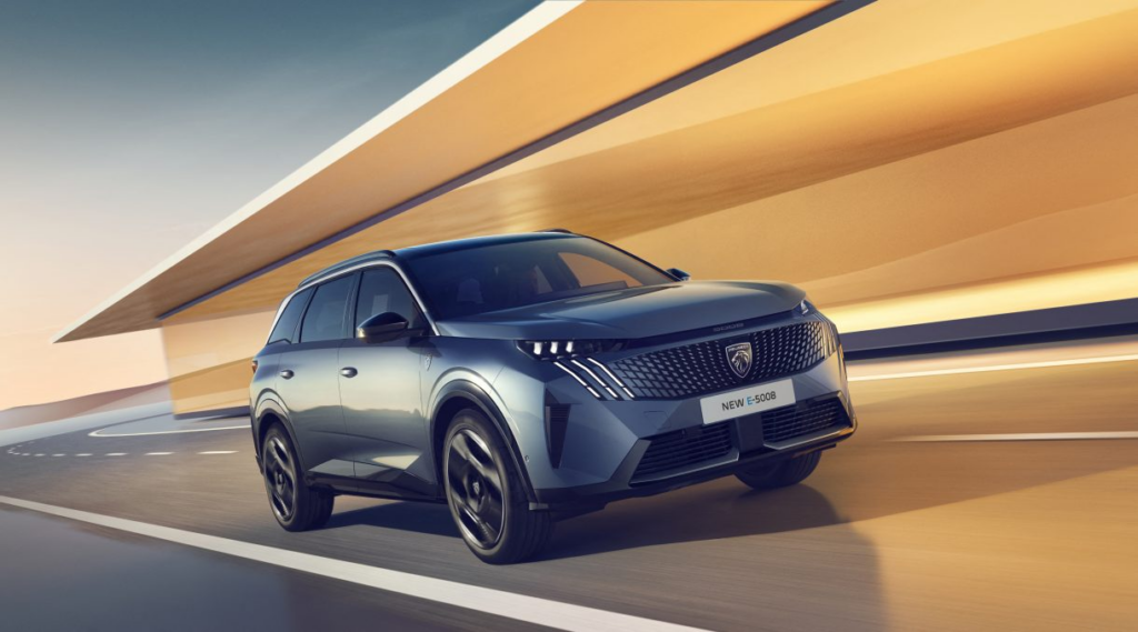MG HS vs Peugeot 3008