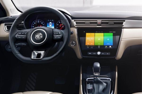 MG 5 vs Chery Arrizo 5