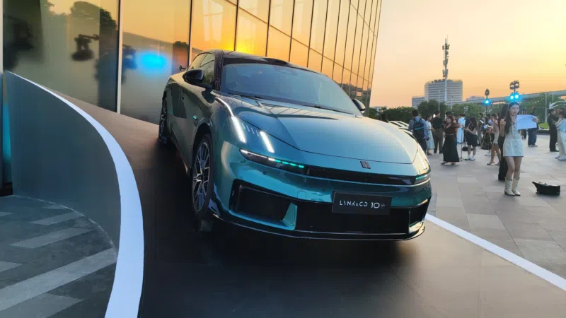 Lynk & Co 10