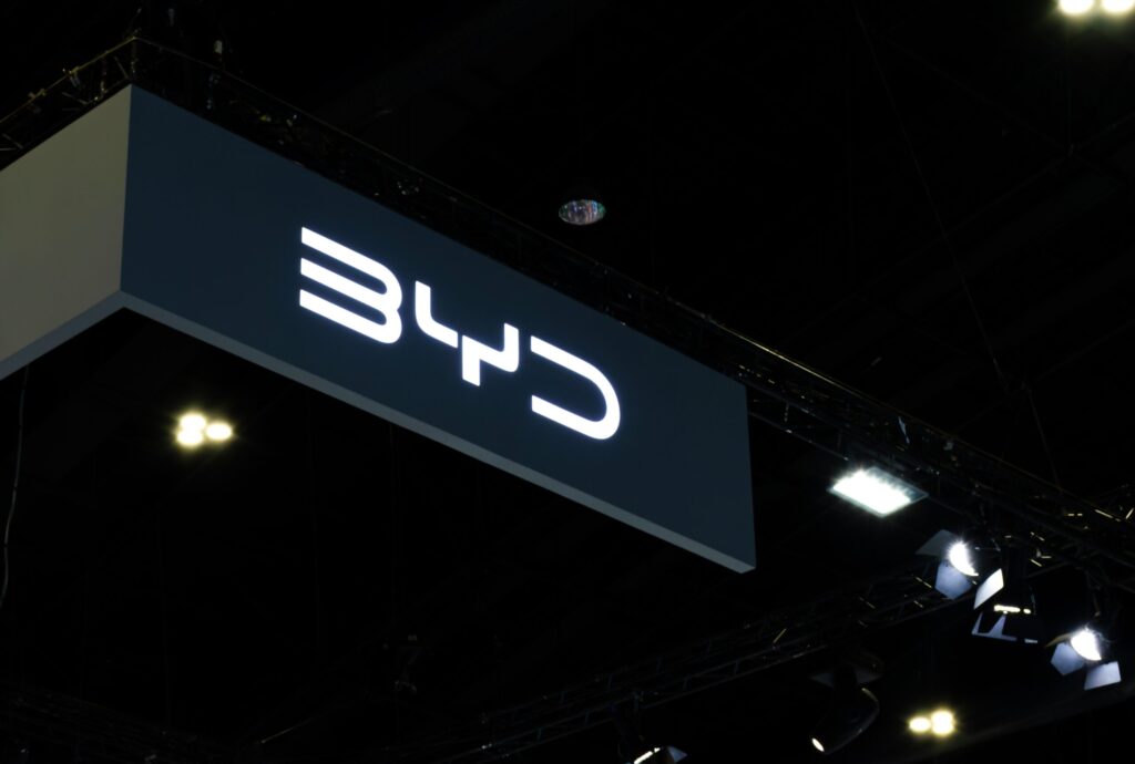 رسوم جمركية BYD السيارات الكهربائية الصينية