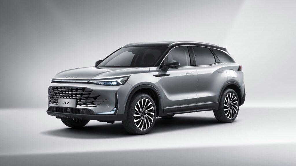 BAIC X7